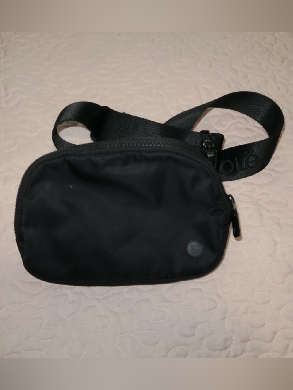 Black Men's Crossbody Waist Bag - Versatile Everyday Carry Fanny Pack